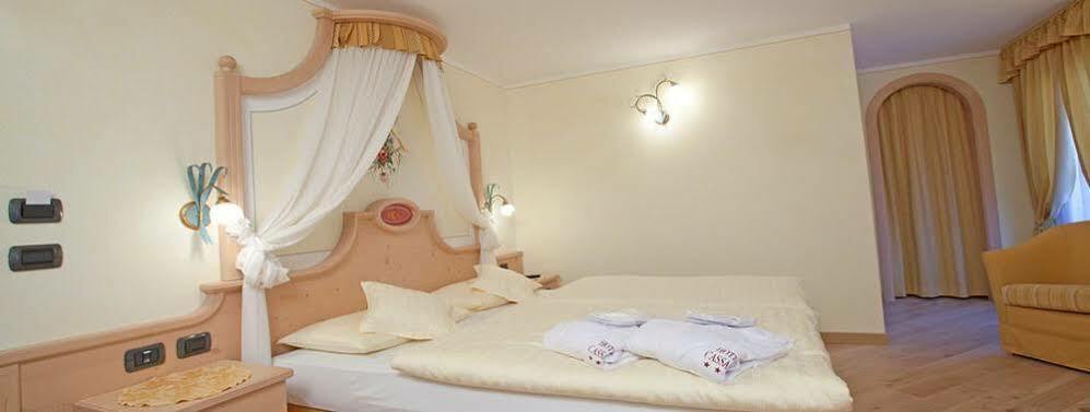 Hotel Ristorante Cassana Ливиньо Екстериор снимка